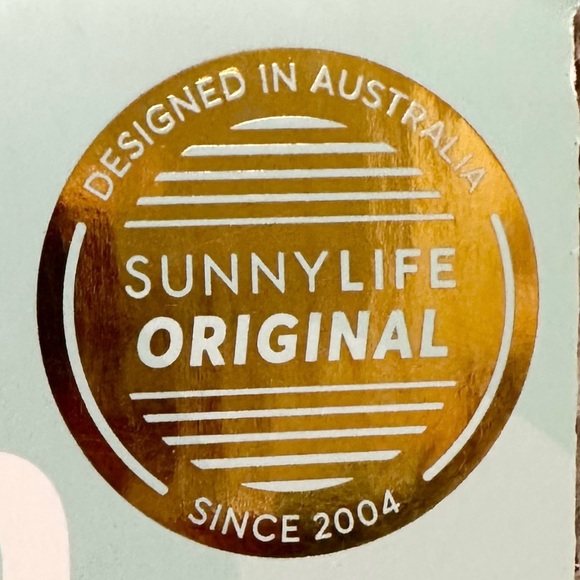 SunnyLife Luxe Ride-On Pool Float Unicorn - Picture 4 of 7